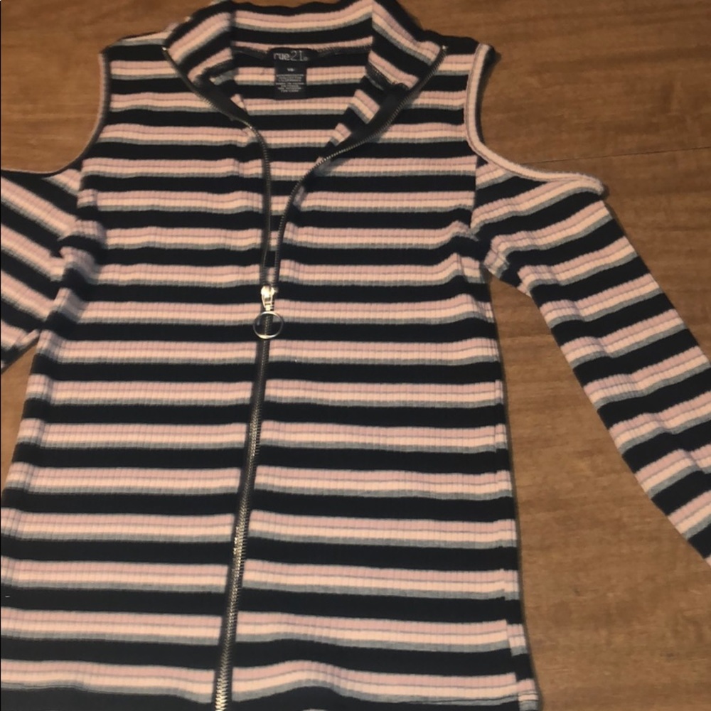 Zip up long sleeve